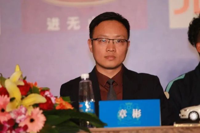 爱爱帝国社区